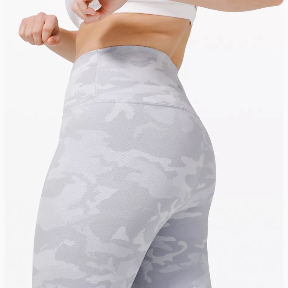 Lululemon Wunder Under HR Tight 25”